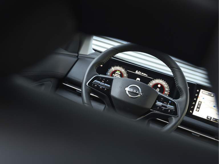 Nissan Nissan