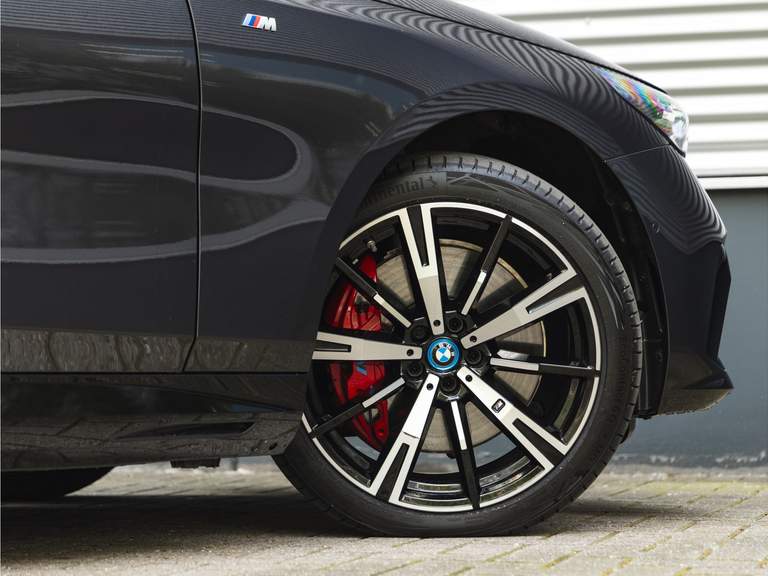BMW BMW