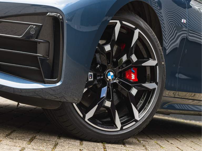 BMW BMW