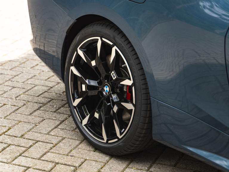 BMW BMW
