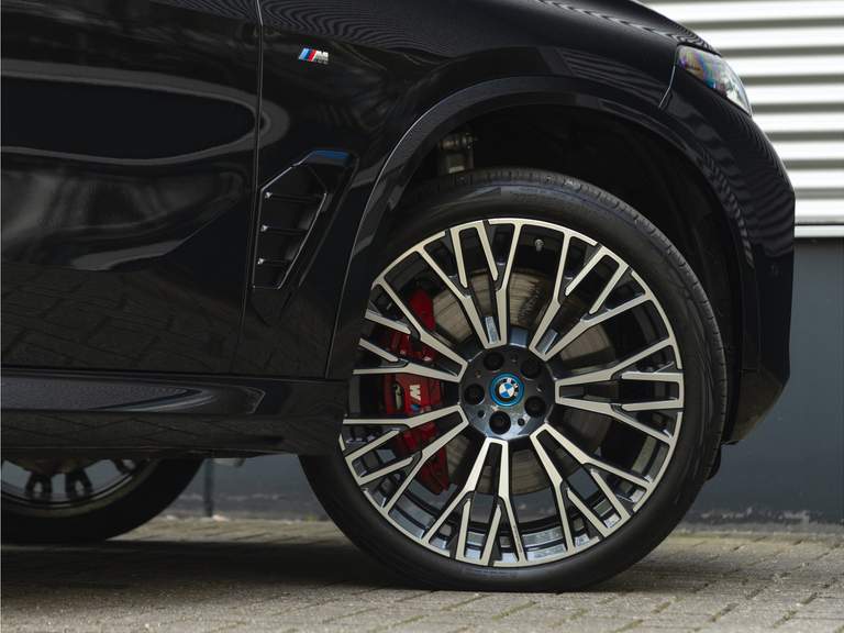 BMW BMW