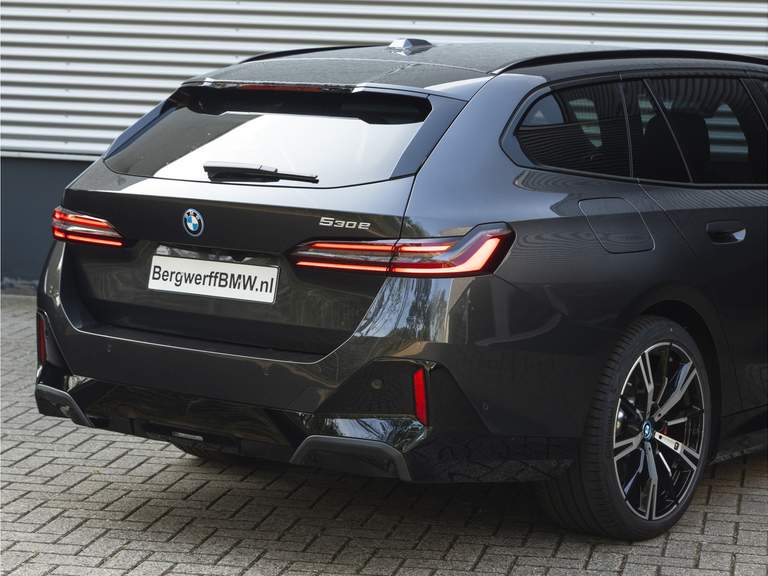 BMW BMW