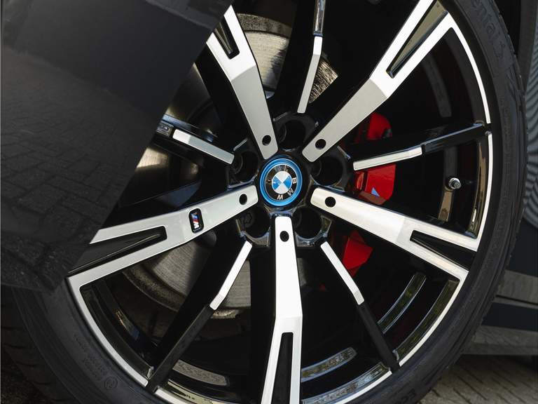 BMW BMW