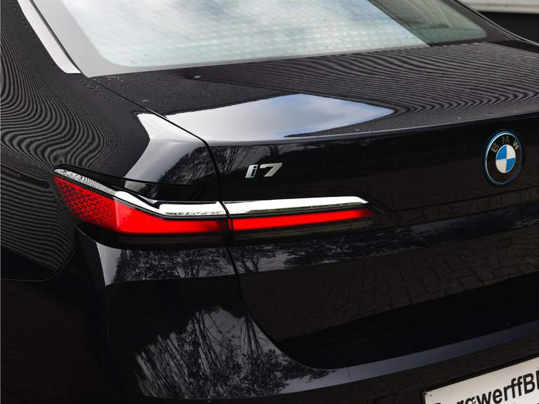 BMW BMW