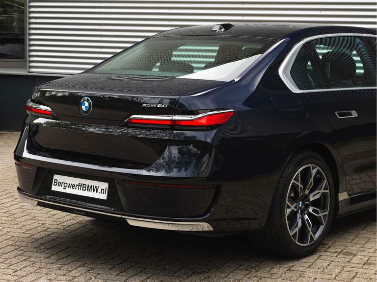 BMW BMW
