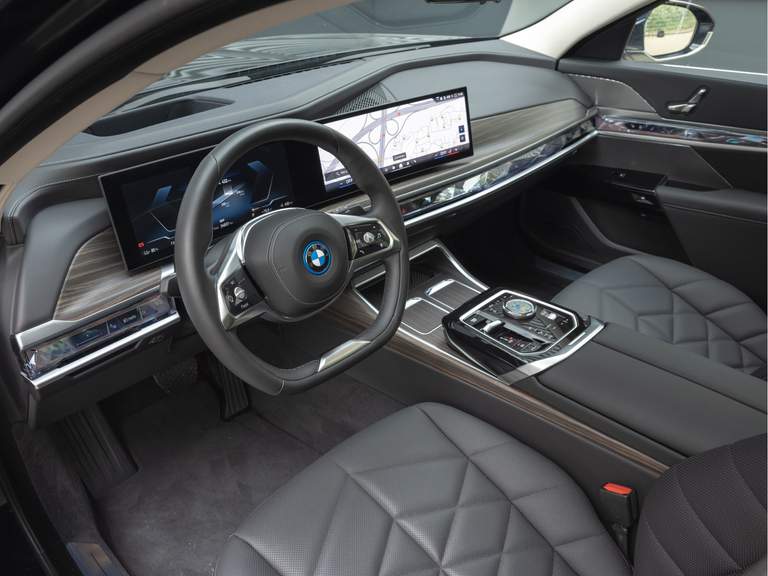 BMW BMW
