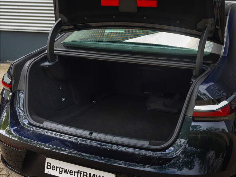 BMW BMW