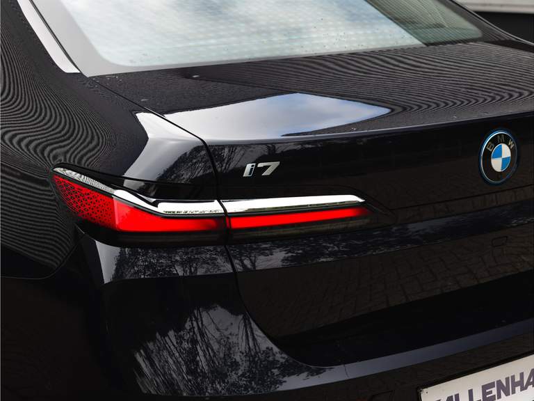 BMW BMW