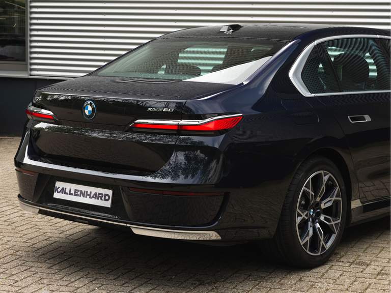 BMW BMW