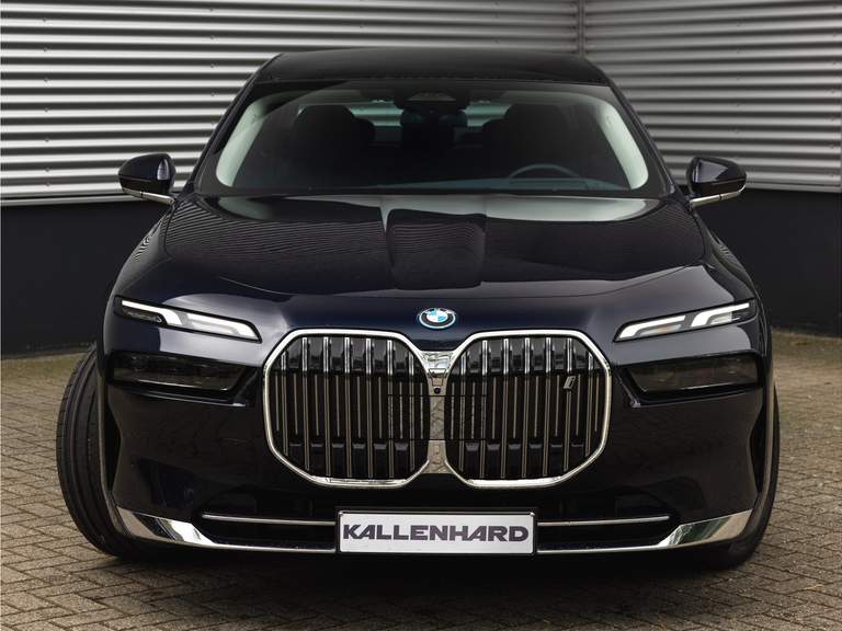 BMW BMW