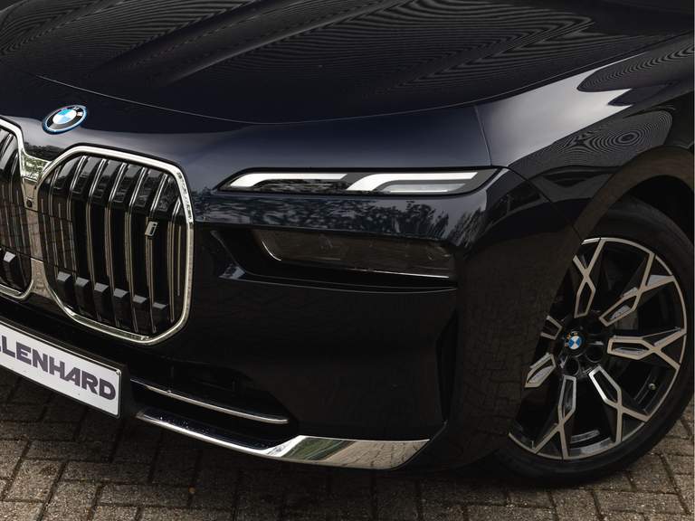 BMW BMW