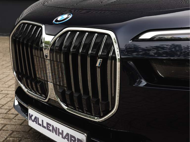 BMW BMW