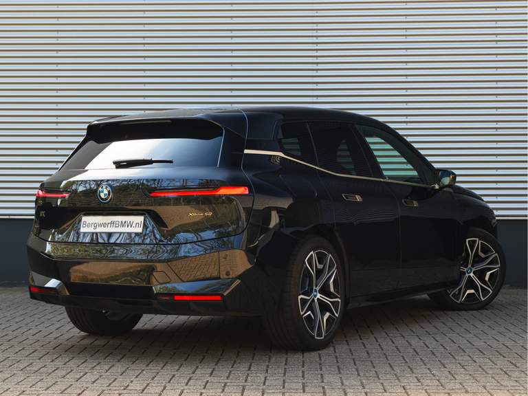BMW BMW