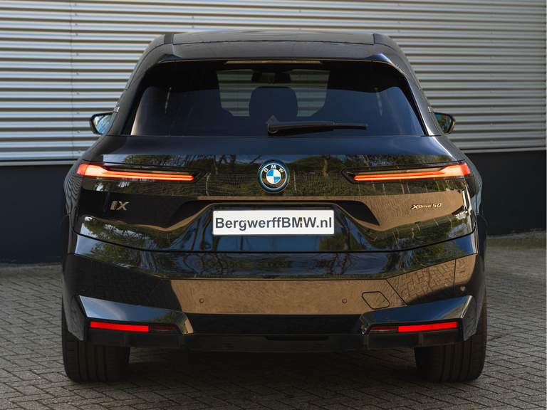 BMW BMW