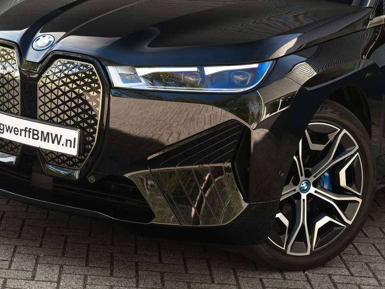 BMW BMW
