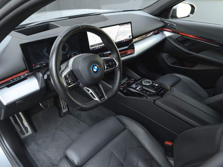 BMW BMW