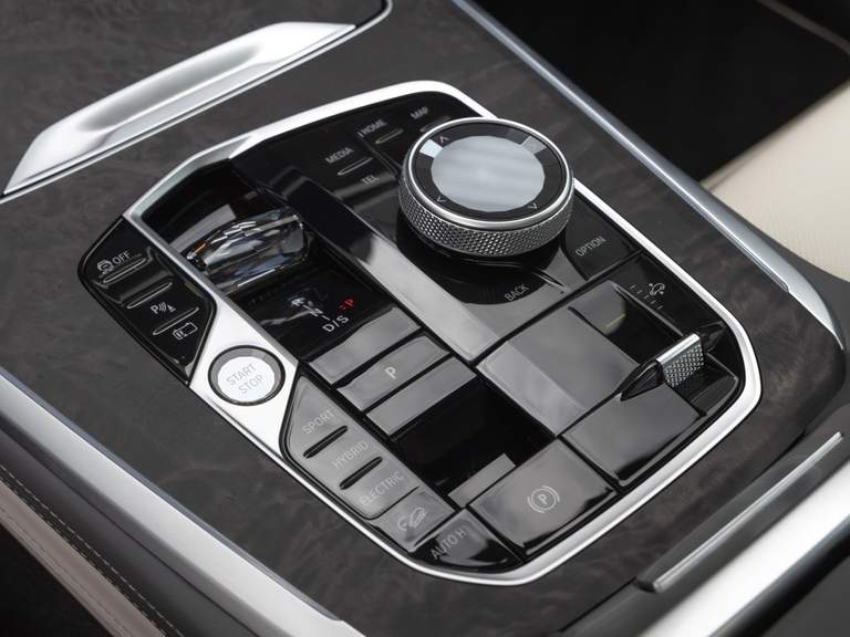 BMW BMW