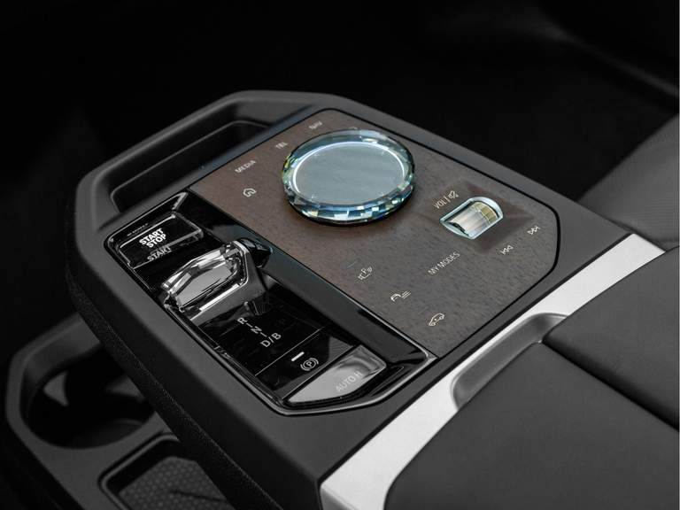 BMW BMW
