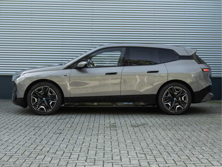 BMW BMW