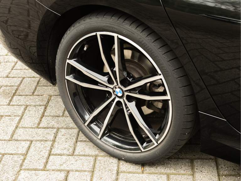 BMW BMW