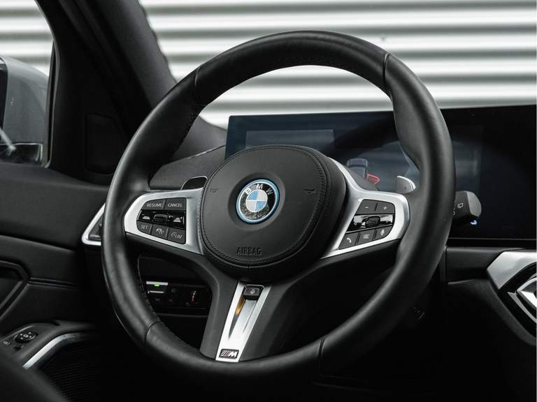 BMW BMW