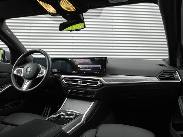 BMW BMW