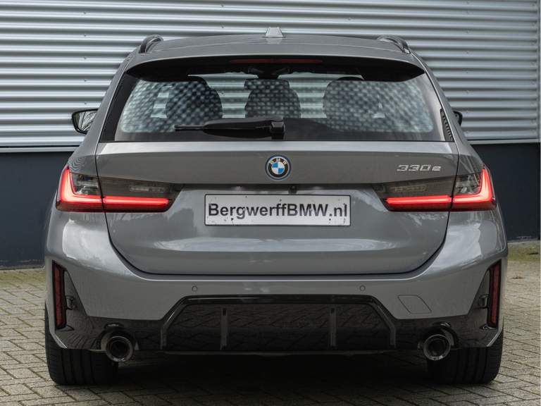 BMW BMW