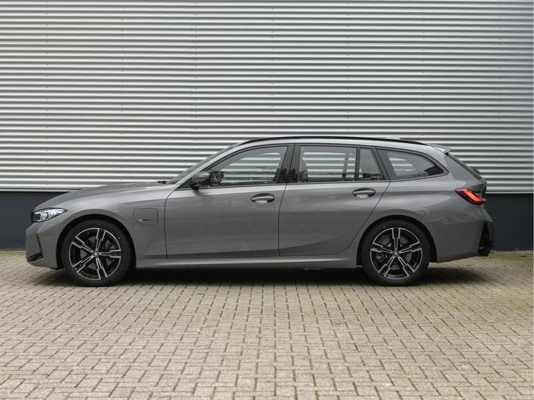 BMW BMW