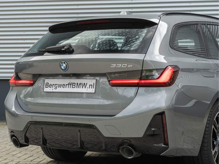 BMW BMW