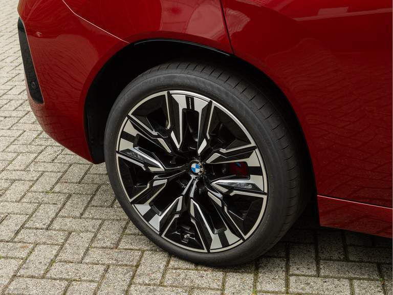 BMW BMW