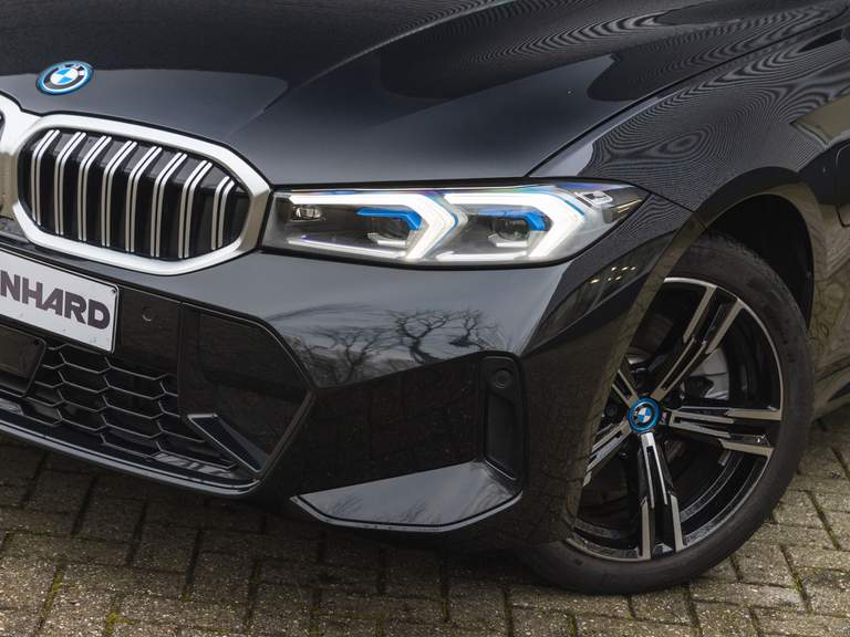 BMW BMW