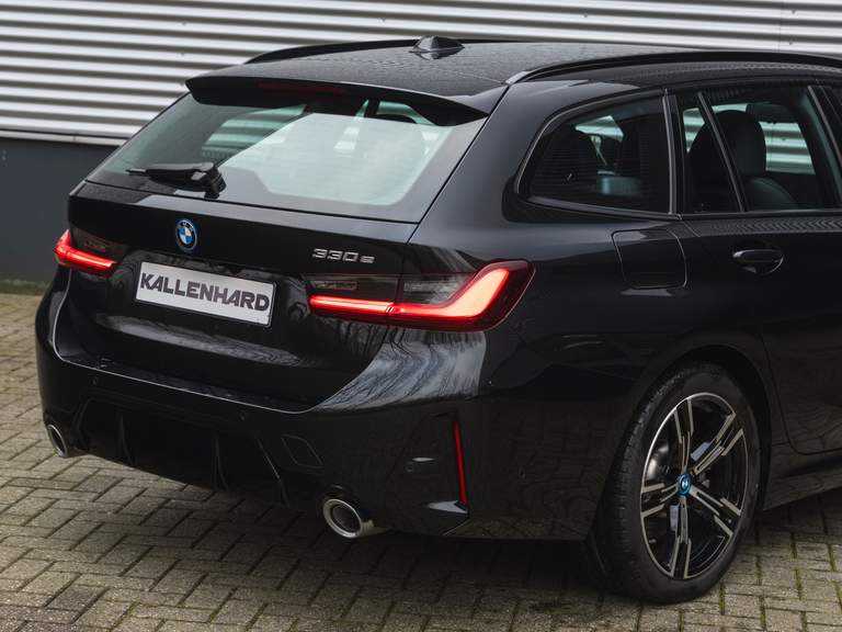 BMW BMW