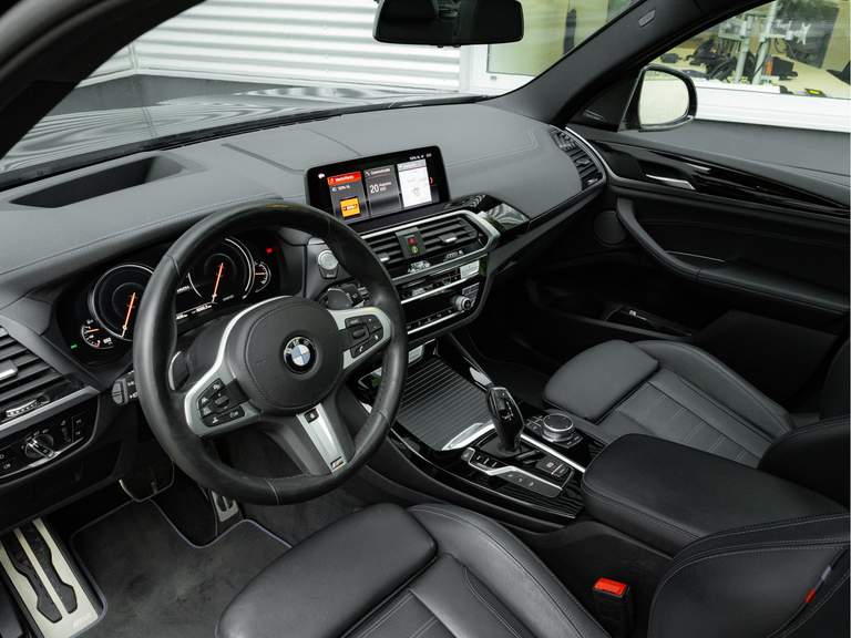BMW BMW