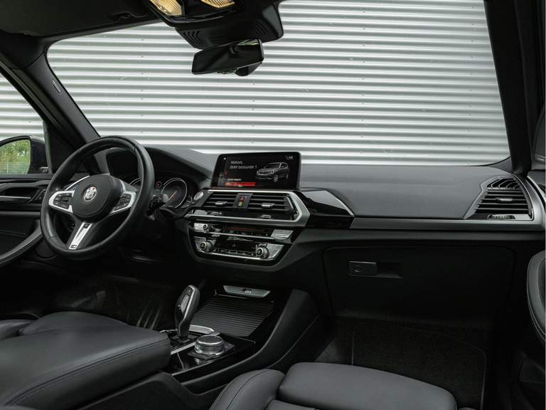 BMW BMW