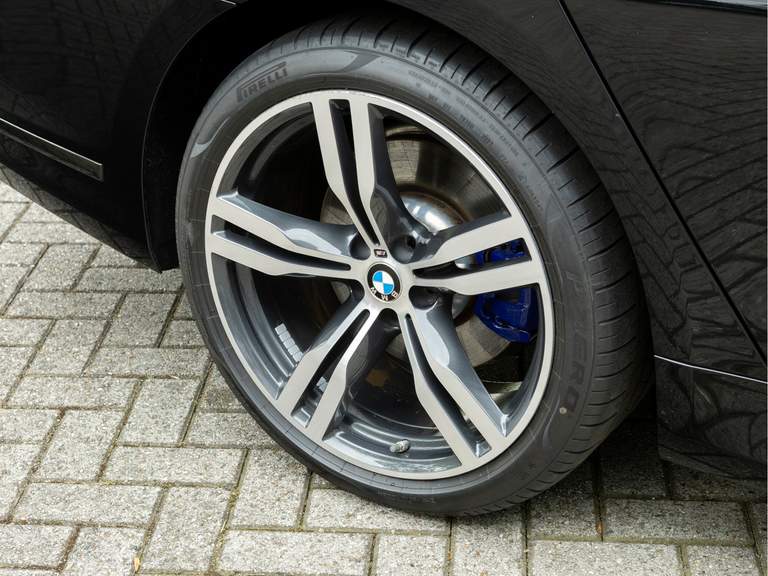 BMW BMW