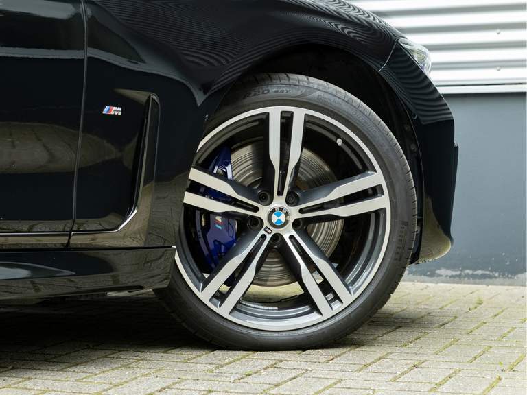 BMW BMW