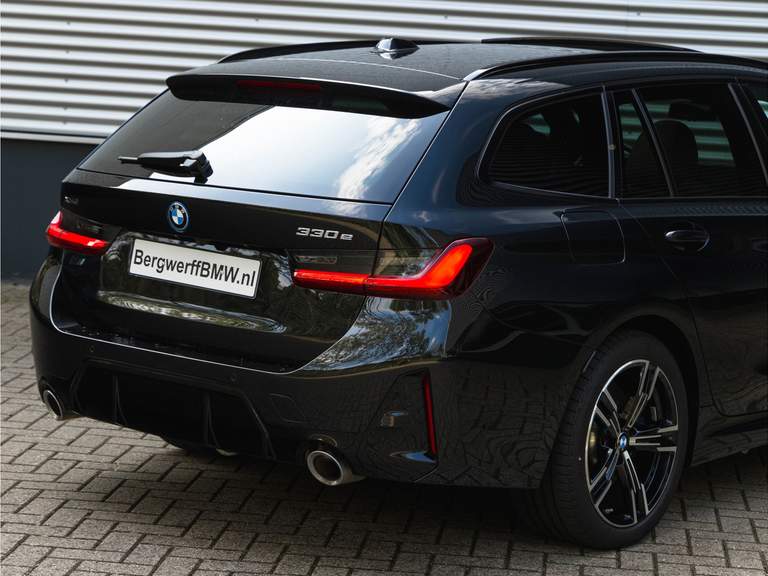 BMW BMW