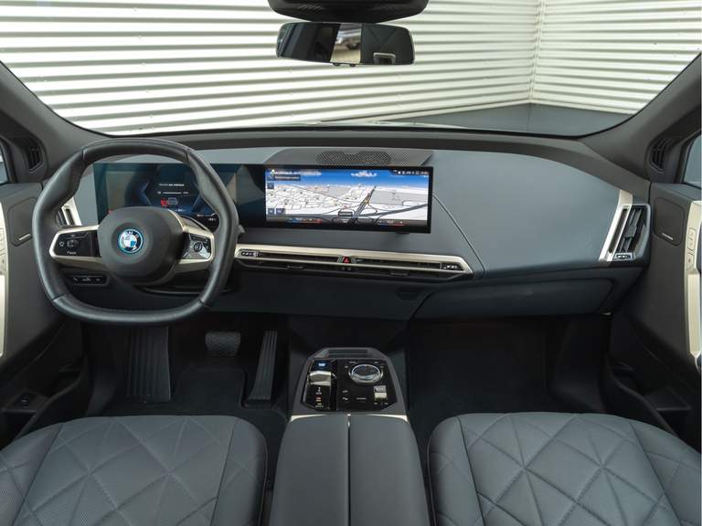 BMW BMW