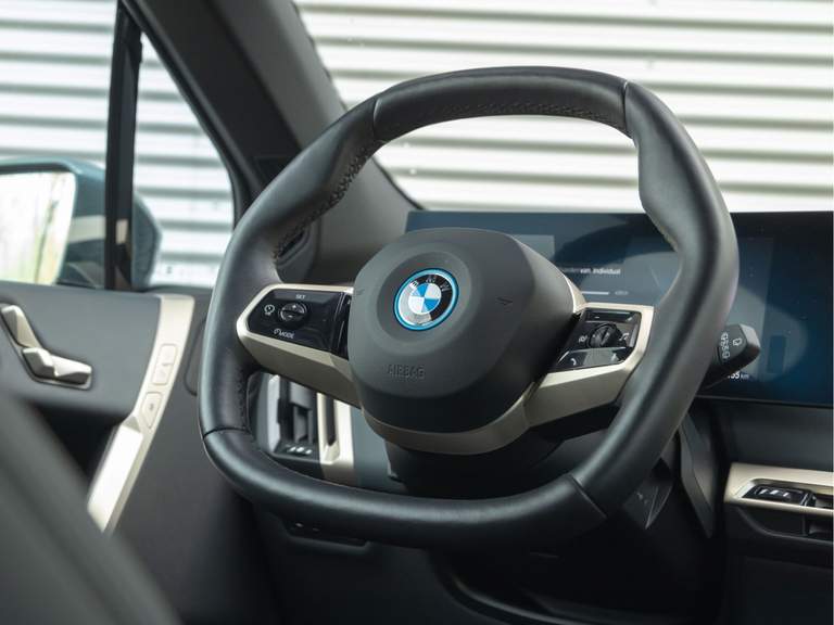 BMW BMW