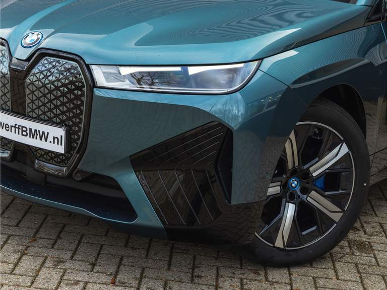 BMW BMW