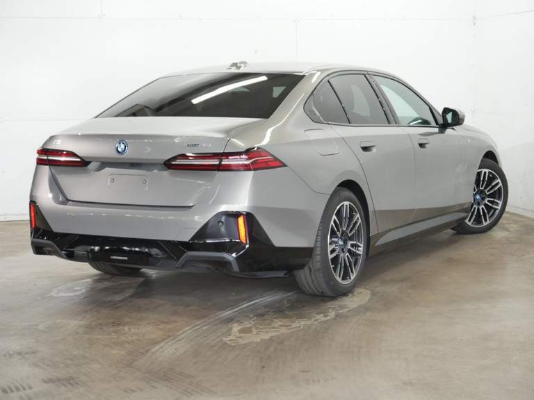 BMW BMW