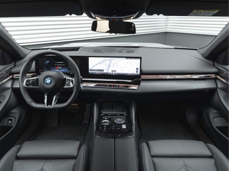 BMW BMW