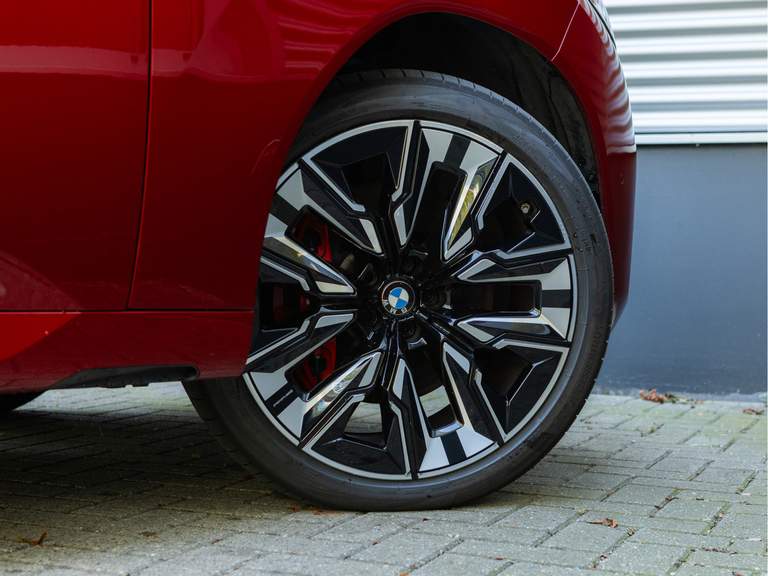 BMW BMW