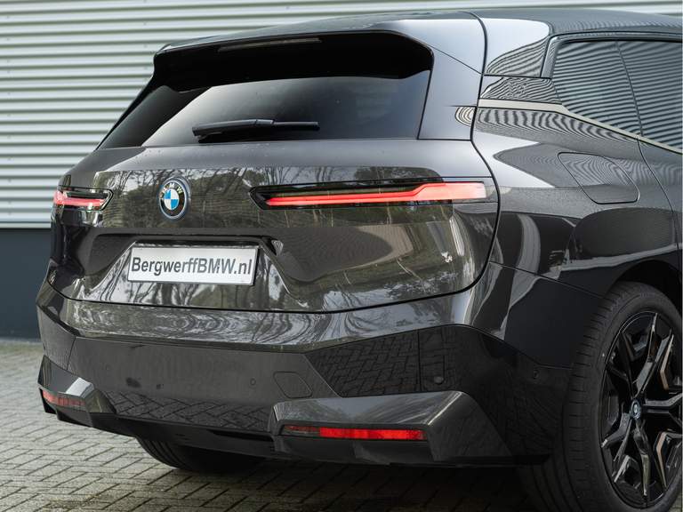 BMW BMW