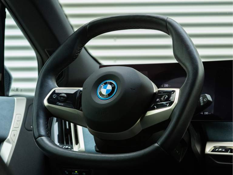 BMW BMW