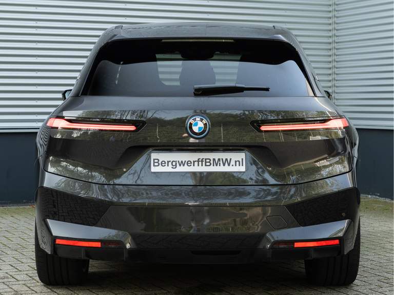 BMW BMW