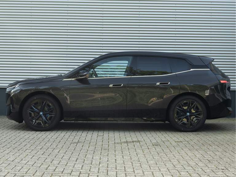 BMW BMW