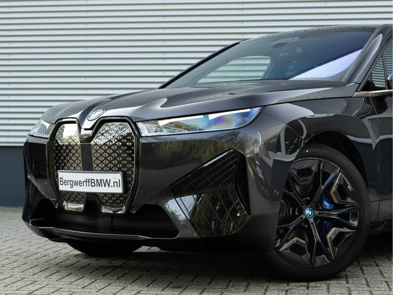 BMW BMW