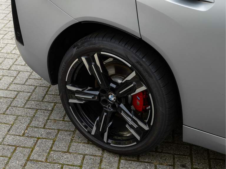 BMW BMW
