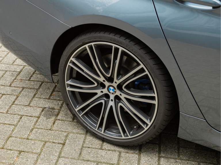BMW BMW